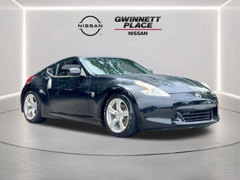 Used 2011 Nissan 370Z Touring RWD image 23