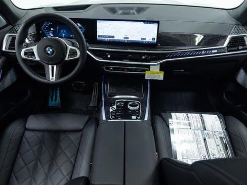 New 2026 BMW X5 M60i image 23