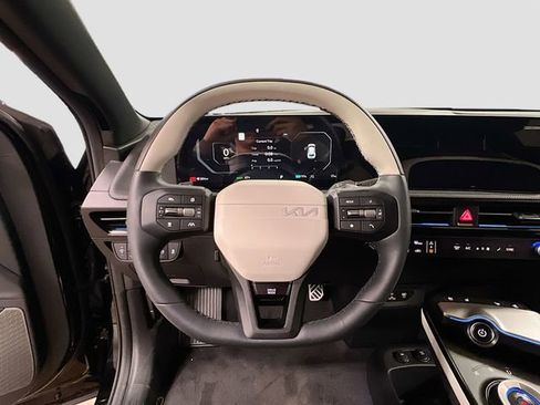 New 2025 Kia EV6 GT-Line image 11