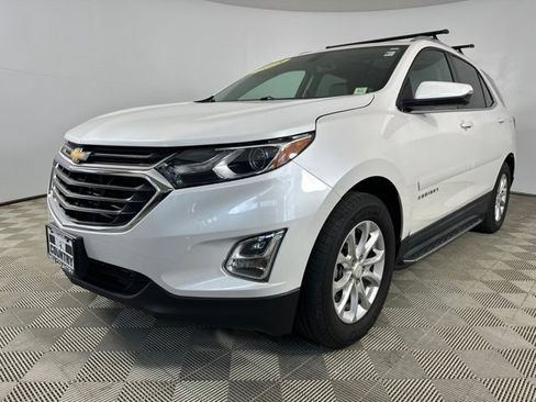Used 2018 Chevrolet Equinox LT w/ Sun & Infotainment Package FWD image 3