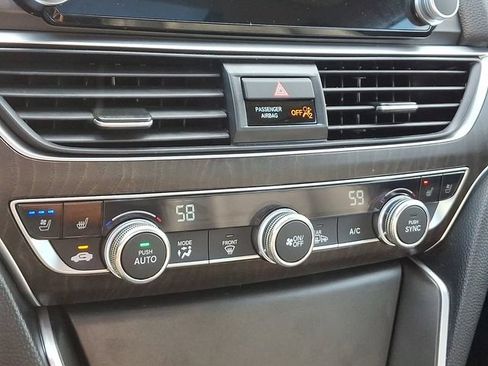 Used 2022 Honda Accord Touring image 17