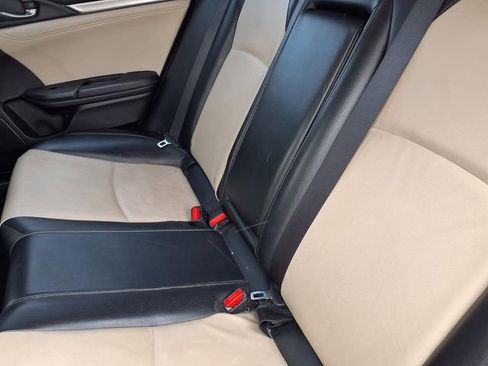 Used 2018 Honda Civic EX-L image 7