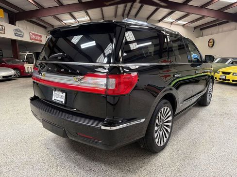 Used 2018 Lincoln Navigator Reserve w/ Technology Package AWD/4WD image 7