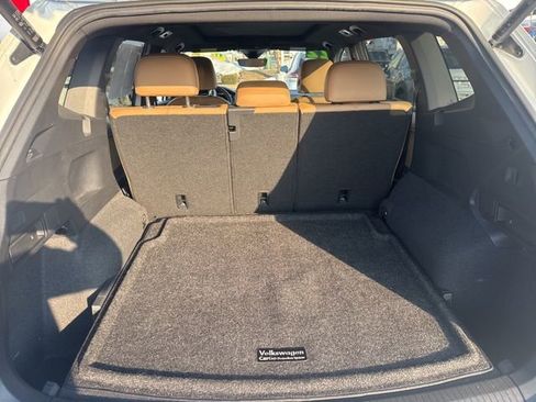 Used 2022 Volkswagen Tiguan SE image 21