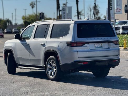 Used 2022 Jeep Wagoneer Series II image 2