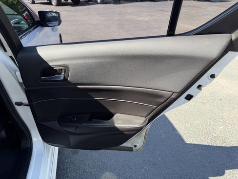 Used 2019 Acura ILX FWD image 16