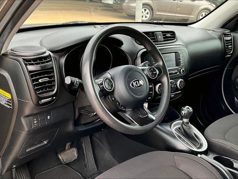 Used 2019 Kia Soul image 15