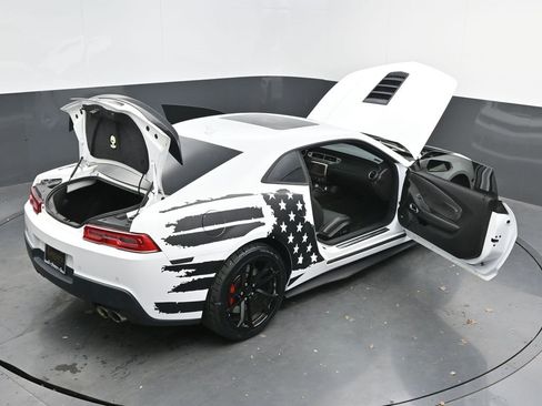 Used 2014 Chevrolet Camaro SS w/ SS Performance Package image 44