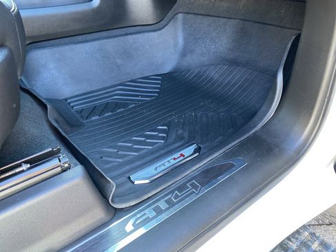 Used 2022 GMC Sierra 2500 AT4 w/ AT4 Preferred Package image 15