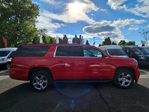 Used 2020 Chevrolet Suburban LT AWD/4WD image 6