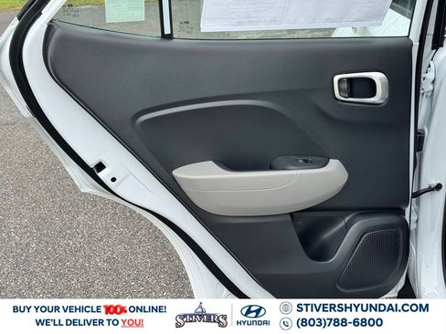 Certified 2026 Hyundai Venue SEL FWD image 19