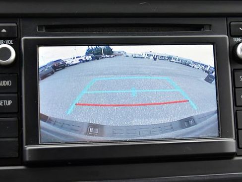 Used 2018 Toyota Tacoma SR image 22