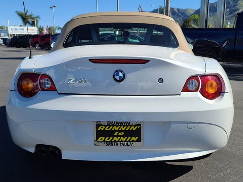Used 2003 BMW Z4 2.5i image 11