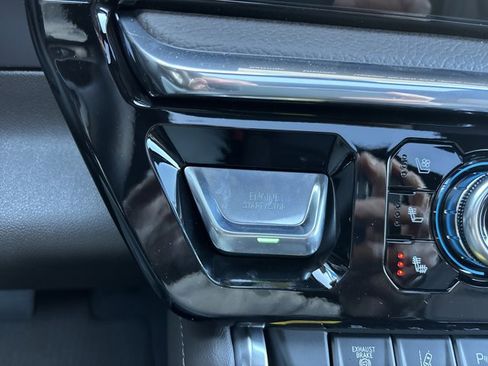 New 2026 GMC Sierra 2500 Denali w/ Denali Reserve Package image 32