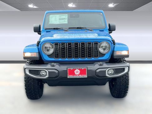 New 2025 Jeep Gladiator Sport image 6
