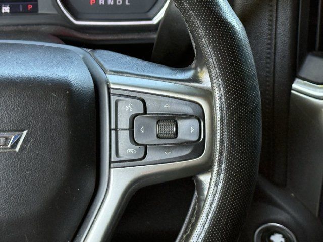 Used 2019 Chevrolet Silverado 1500 RST AWD/4WD image 14