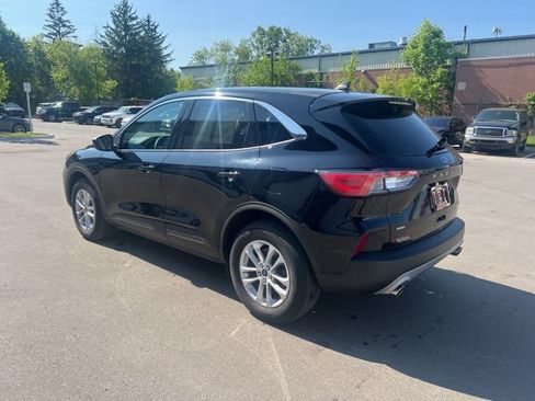 Used 2022 Ford Escape SE w/ Convenience Package AWD/4WD image 5