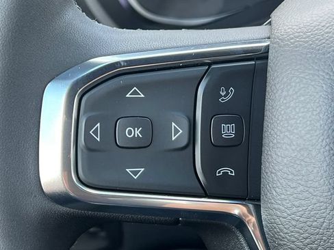 Used 2025 RAM 2500 Laramie AWD/4WD image 29