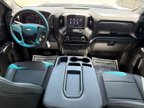 Used 2022 Chevrolet Silverado 2500 W/T w/ WT Convenience Package RWD image 12