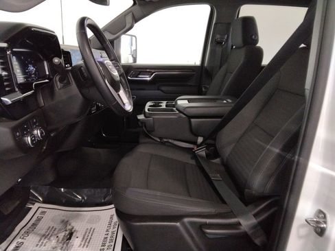 Used 2024 GMC Sierra 2500 SLE image 26