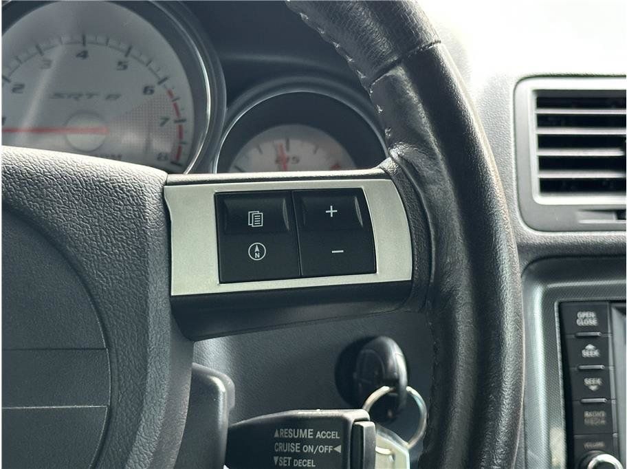 Used 2009 Dodge Challenger SRT8 w/ SRT Option Group II RWD image 22