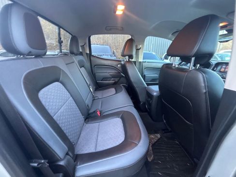 Used 2017 Chevrolet Colorado Z71 image 12