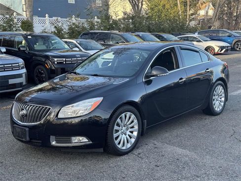 Used 2013 Buick Regal Premium image 3