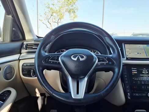 Used 2022 INFINITI QX50 Essential image 19