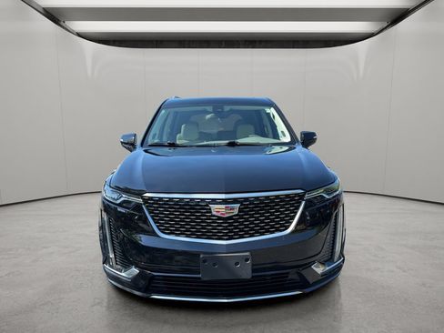 Used 2023 Cadillac XT6 Premium Luxury AWD/4WD image 8