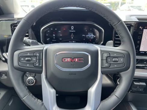 Used 2026 GMC Sierra 1500 SLT w/ SLT Convenience Package AWD/4WD image 20