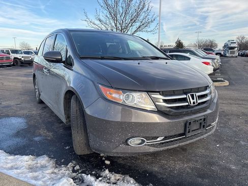 Used 2016 Honda Odyssey Touring Elite image 14