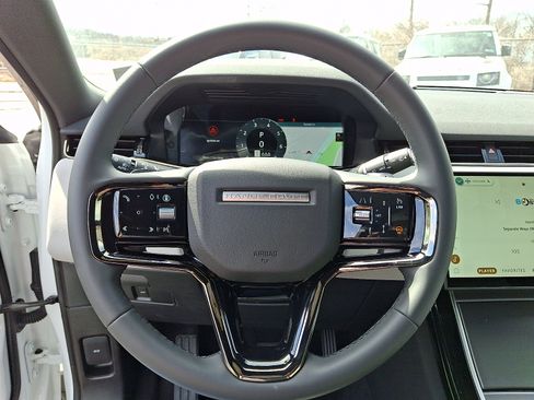 Used 2026 Land Rover Range Rover Evoque S AWD/4WD image 20
