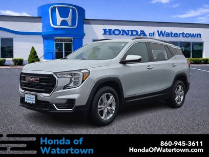 Used 2022 GMC Terrain SLE w/ Driver Convenience Package