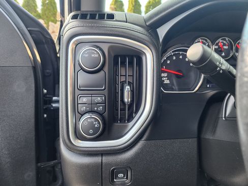 Used 2021 Chevrolet Silverado 1500 RST w/ Bed Protection Package image 27