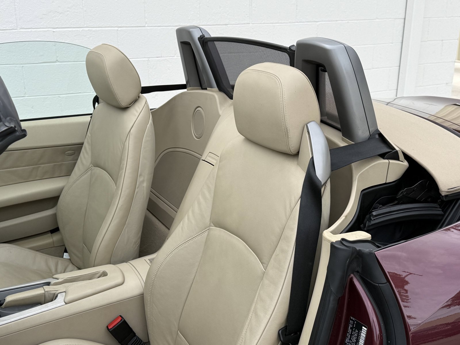 Used 2004 BMW Z4 3.0i RWD image 24