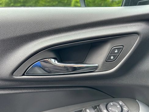 New 2026 Chevrolet Trax LS w/ LS Convenience Package FWD image 43