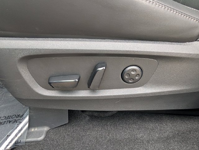 Used 2026 INFINITI QX60 Luxe w/ Family Package AWD/4WD image 19