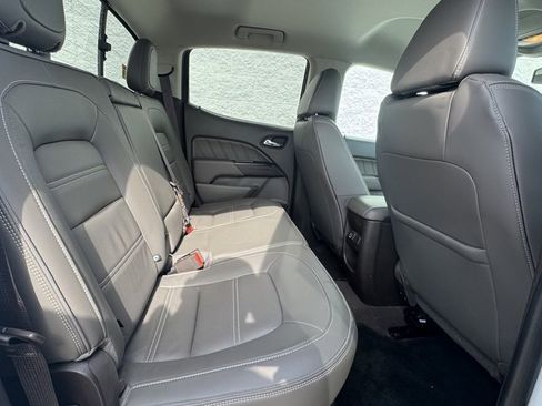 Used 2022 GMC Canyon Denali image 11