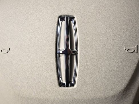 New 2026 Lincoln Corsair Premiere AWD/4WD image 36