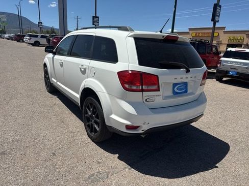 Used 2016 Dodge Journey SXT w/ Blacktop Package FWD image 6