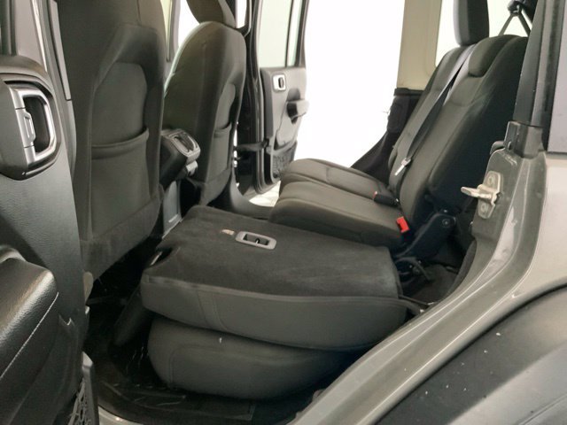 Used 2019 Jeep Wrangler Unlimited Sport S AWD/4WD image 35