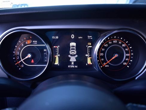 Used 2021 Jeep Wrangler Sport S image 41