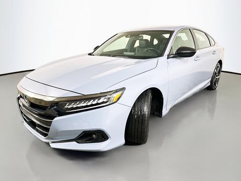 Used 2022 Honda Accord Sport image 3