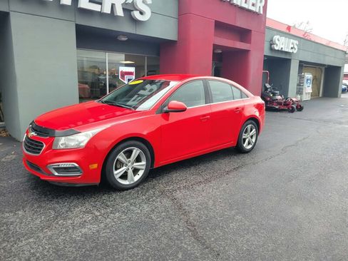 Used 2015 Chevrolet Cruze LT image 1
