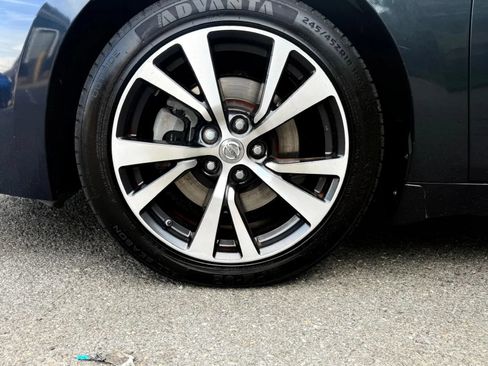Used 2016 Nissan Maxima Platinum FWD image 31
