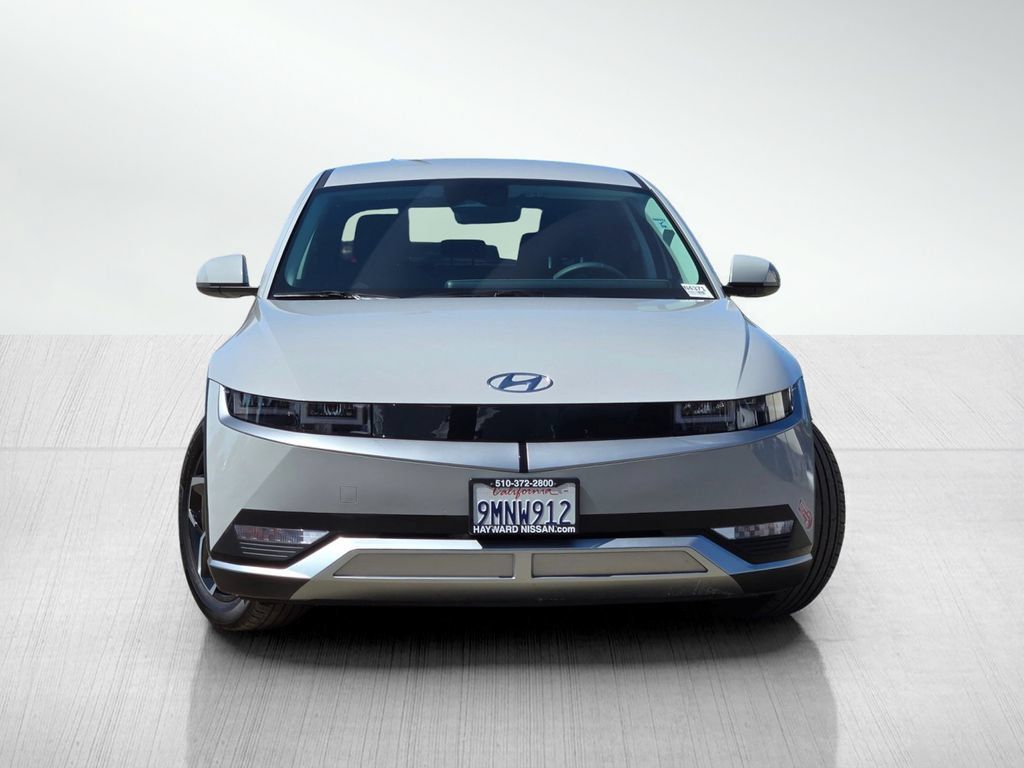 Used 2024 Hyundai Ioniq 5 SE RWD image 3