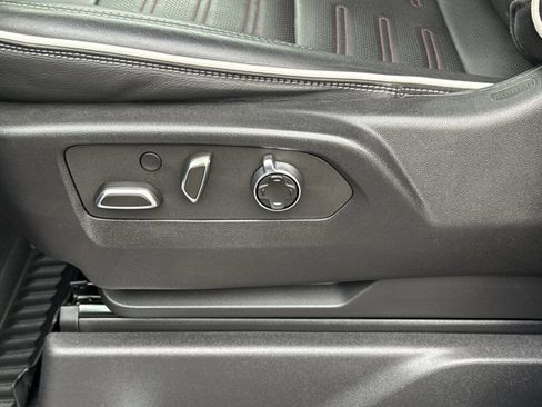 Used 2022 GMC Sierra 1500 AT4X AWD/4WD image 18