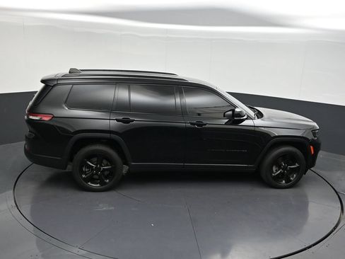 Used 2022 Jeep Grand Cherokee L Limited w/ Black Appearance Package RWD image 26
