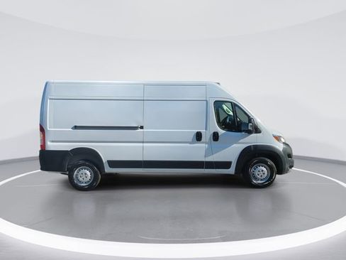 New 2026 RAM ProMaster 2500 w/ Convenience Group image 9