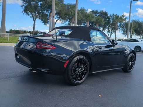 New 2025 MAZDA MX-5 Miata Club image 4